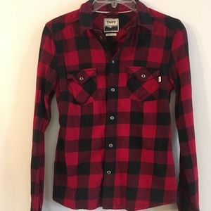 TNA (Aritzia) red and black plaid flannel shirt